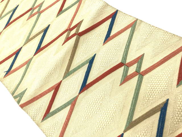 リサイクル　菱模様織出し名古屋帯